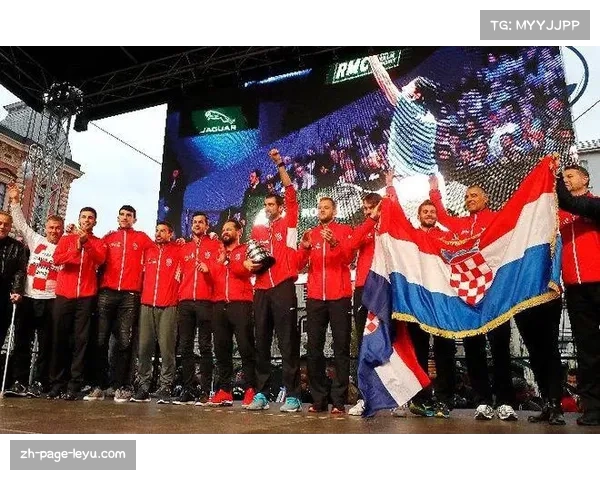 加拿大戴维斯边路突破犀利 东道主战术围绕速度构建